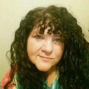 Meet your Posher, Tina